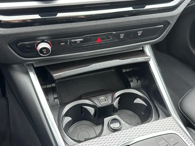 BMW 3 Serie Touring 320e 2024 Hybride Benzine 34