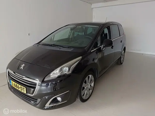 Peugeot 5008 1.2 Blue Lease 7p. 2016 Benzine 16