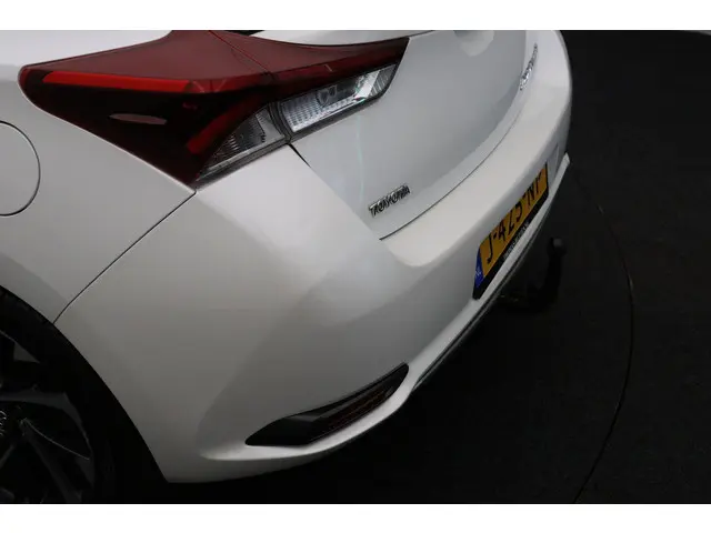 Toyota Auris 1.8 Hybrid Lease Pro 2015 Hybride Benzine 32
