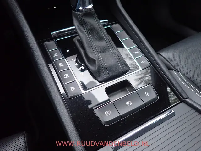 Škoda Superb Combi 1.4TSI iV 2020 Hybride Benzine 19