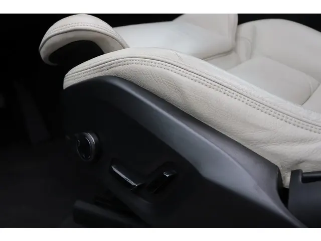 Volvo XC60 2.0 T8 AWD Inscription 2020 Hybride Benzine 17