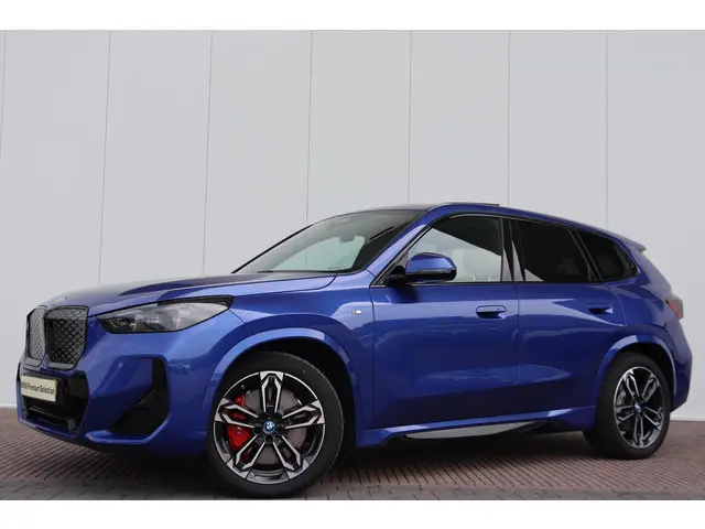 BMW iX1 eDrive20 67 kWh 2025 Elektrisch 26