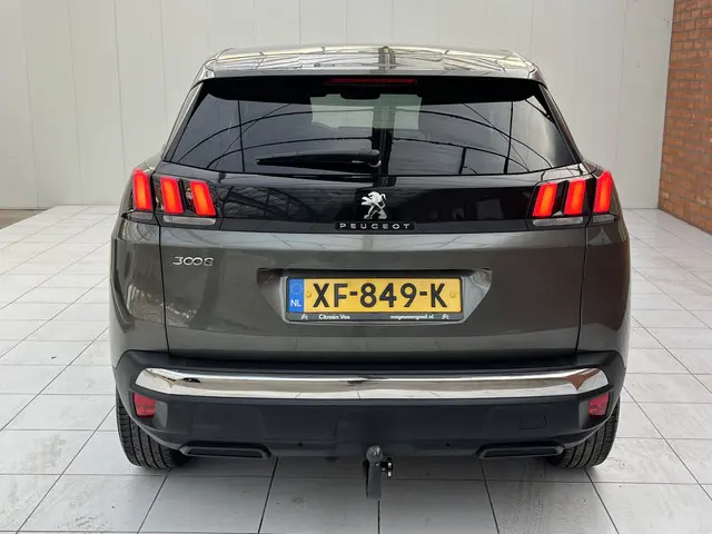 Peugeot 3008 PureTech 130 Allure 2018 Benzine 28