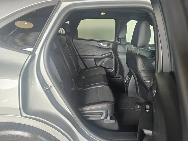 Ford Kuga 1.5 EcoBoost ST-Line 2023 Benzine 20