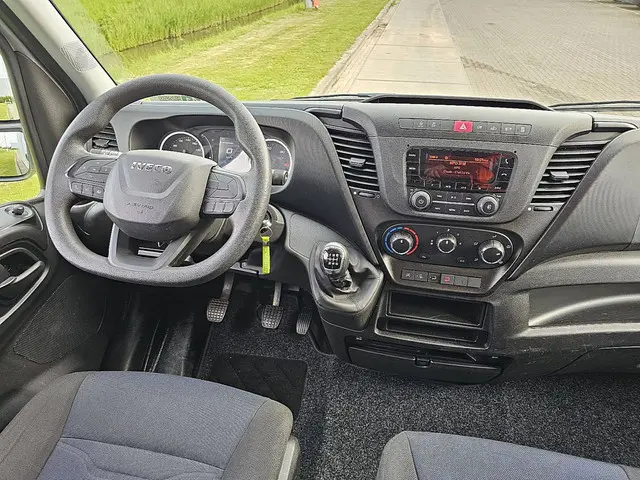 Iveco Daily 35C16 2022 Diesel 8