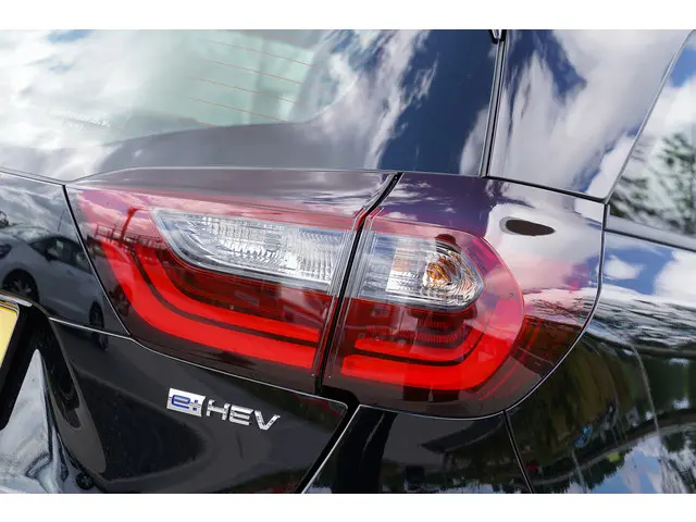 Honda Jazz 1.5i e:HEV ELEGANCE 2022 Hybride Benzine 32