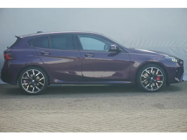 BMW 1 Serie 120 M Sport Pro 2025 Benzine 5