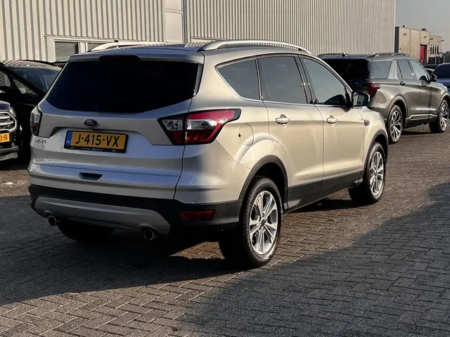 Ford Kuga 1.5 EcoBoost Titanium 2019 Benzine 8
