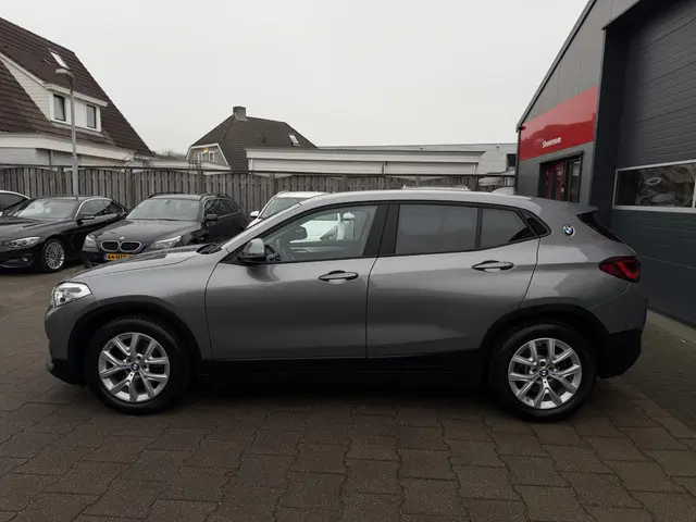 BMW X2 sDrive18i Nieuwstaat! 2022 Benzine 4
