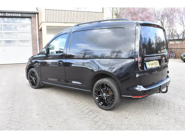 Volkswagen Caddy Cargo 2.0 TDI Style 2023 Diesel 6