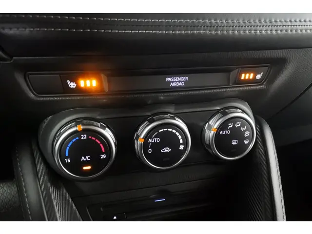 Mazda 2 1.5 90pk Automaat Sportsline 2019 Benzine 25