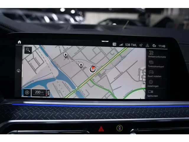 BMW X7 xDrive40i M Sport 2022 Benzine 36