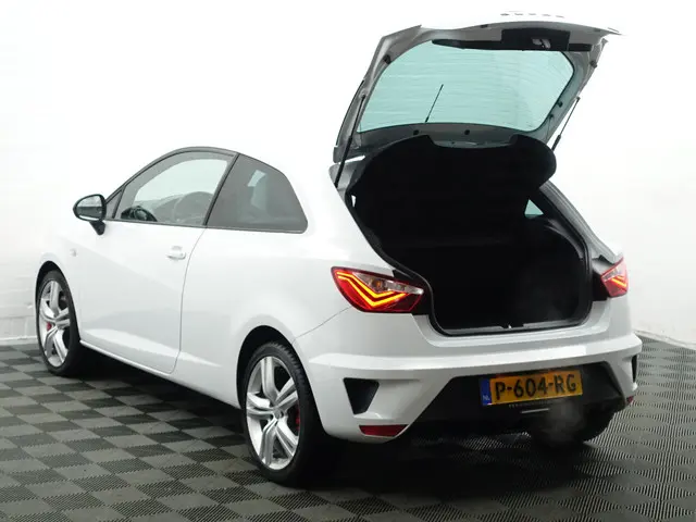 SEAT Ibiza SC 1.4 TSI Cupra 180PK Aut- 2013 Benzine 33