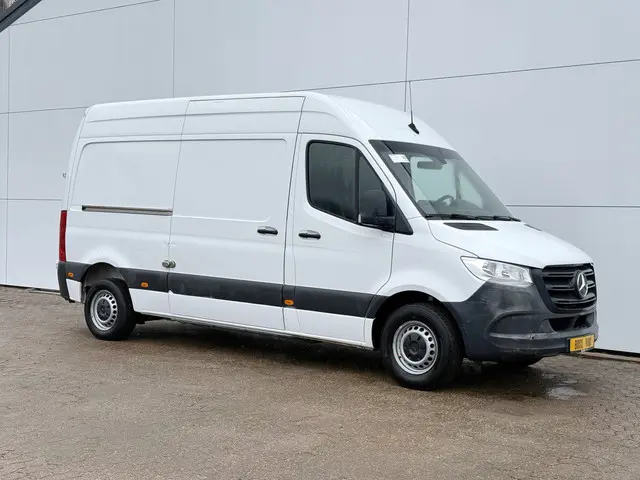 Mercedes-Benz eSprinter 312 2022 Elektrisch 4