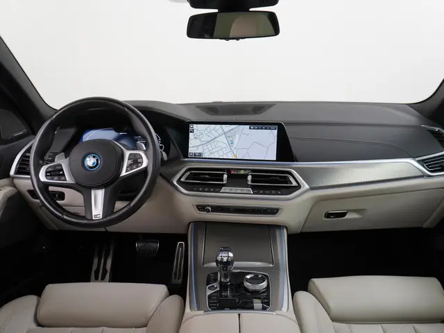BMW X5 xDrive45e High Executive 2022 Hybride Benzine 27