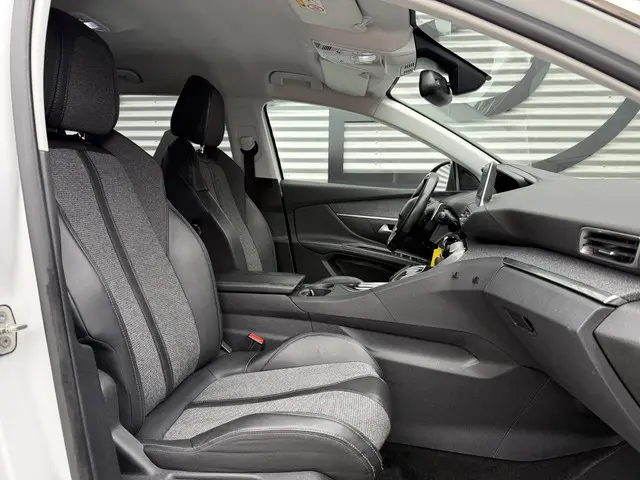Peugeot 5008 1.2 PureTech Allure 2018 Benzine 11