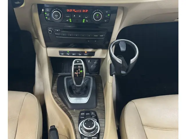 BMW X1 xDrive28i High Executive 2014 Benzine 16