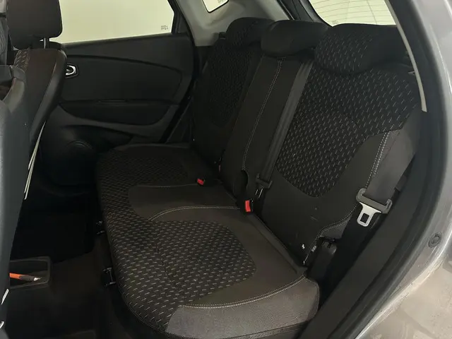 Renault Captur 1.2 TCe 120 EDC Intens 2017 Benzine 8