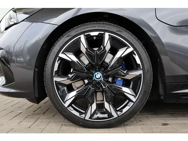 BMW 5 Serie Touring 530e 2025 Hybride Benzine 6