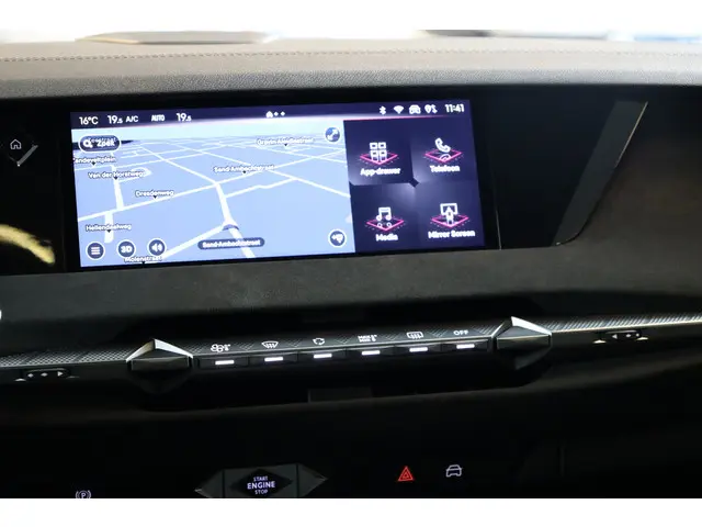 DS DS 4 e-Tense 225 'Etoile' 2024 Hybride Benzine 23