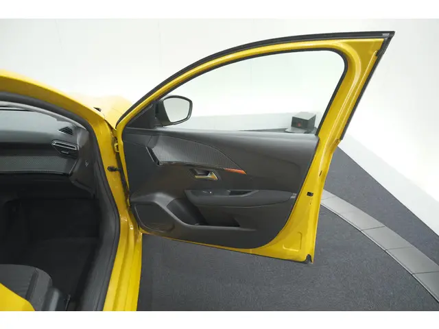 Peugeot 208 PureTech 75 Active Pack 2022 Benzine 54