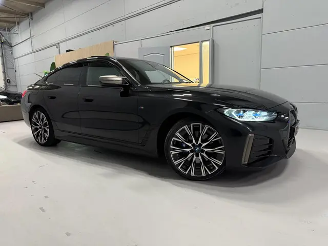 BMW i4 M50 High Executive 84 kWh 2023 Elektrisch 18