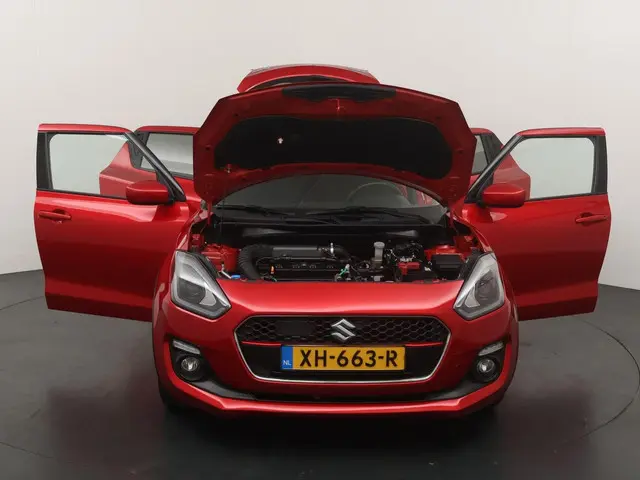 Suzuki Swift 1.2 Sportline 2018 Benzine 24