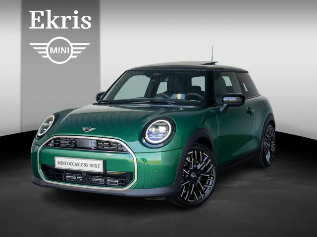 MINI 3-Deurs Cooper C 2024 Benzine