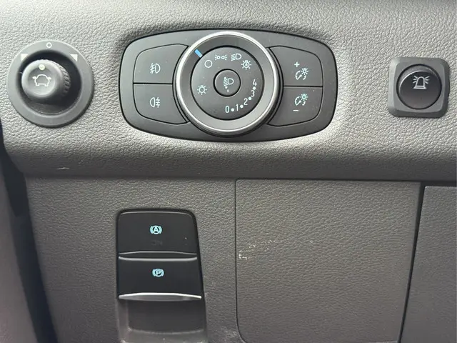 Ford E-Transit 75kWh 2023 Elektrisch 22