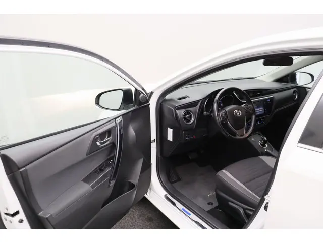 Toyota Auris 1.8 Hybrid Lease Pro 2015 Hybride Benzine 9
