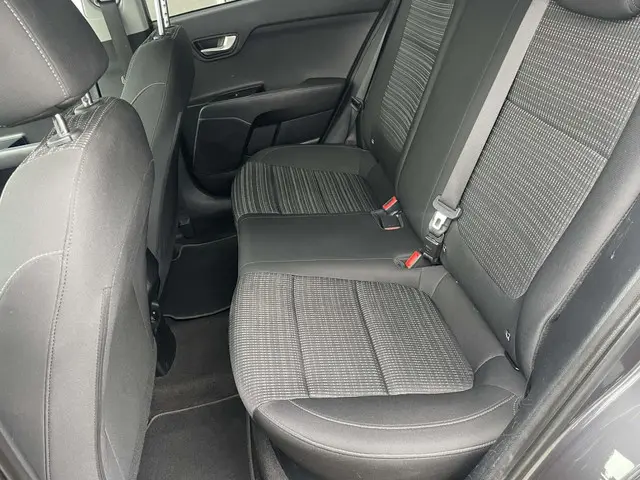 Kia Stonic 1.0 T-GDi DynamicPlusLine 2020 Benzine 17