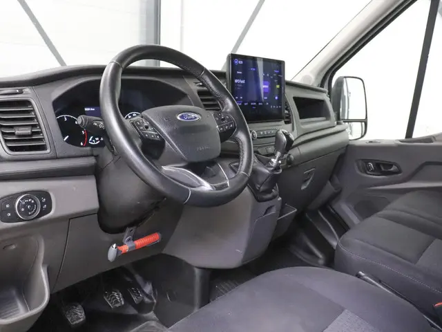 Ford Transit 2