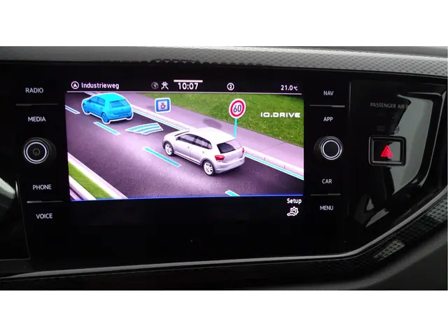 Volkswagen Polo 1.0 TSI Life M'23 2022 Benzine 39