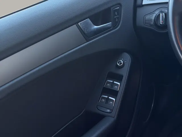 Audi A4 Avant 1.8 TFSI B&O Clima LED Xenon 2014 Benzine 17