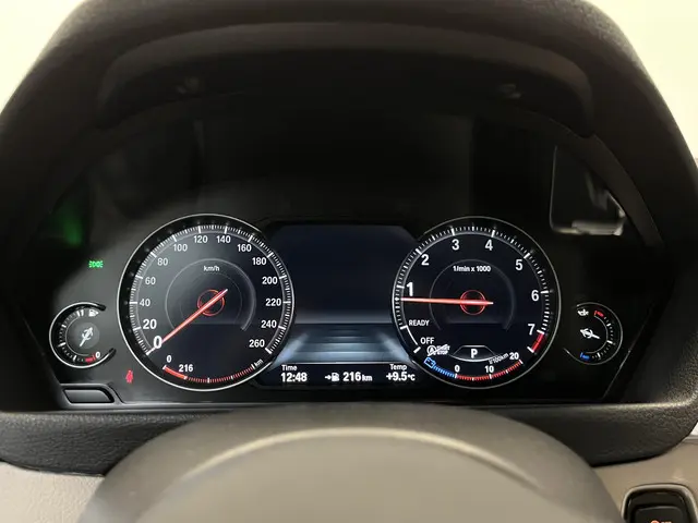 BMW 3 Serie Touring 330i M Sport Edition 2018 Benzine 19