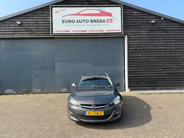 Opel Astra Sports Tourer 1.4 Turbo Sport 2013 Benzine