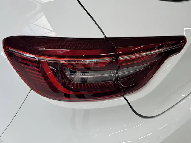 Renault Clio 1.0 TCe Intens 2021 Benzine 27