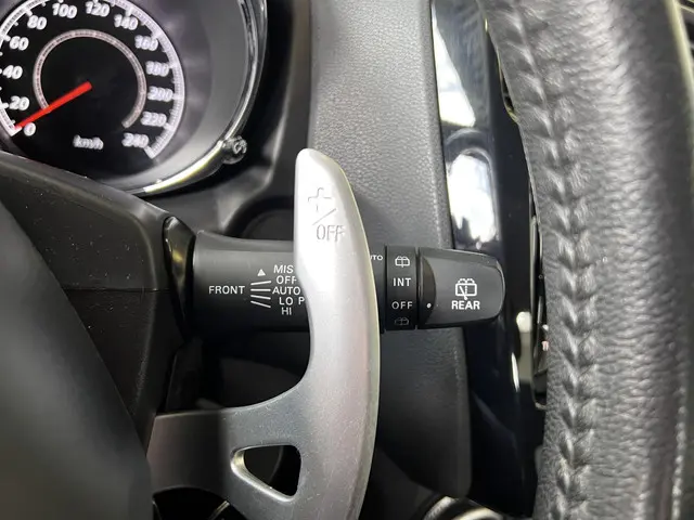 Mitsubishi ASX 2.0 Pure 2020 Benzine 33