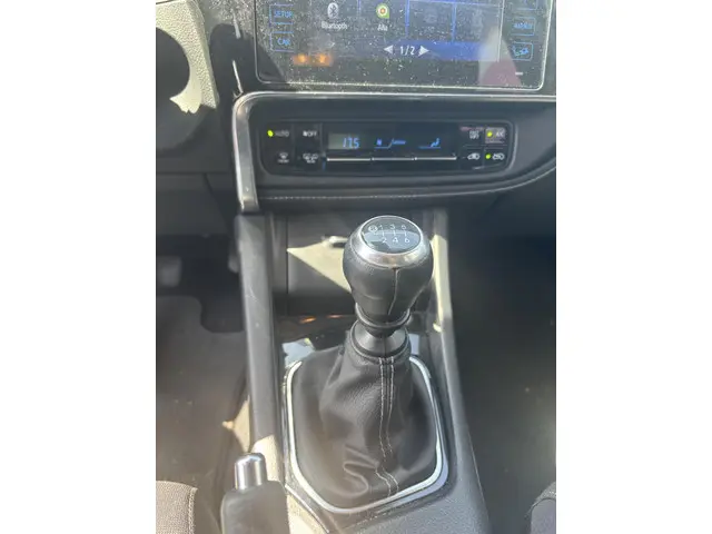 Toyota Auris 1.3 Aspiration 2017 Benzine 23