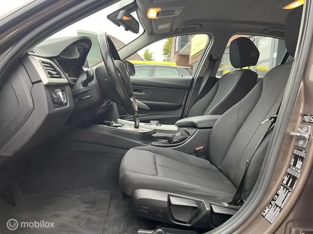 BMW 3 Serie 320i xDrive NAVI*CLIMA*TREKHAAK* 2014 Benzine 9