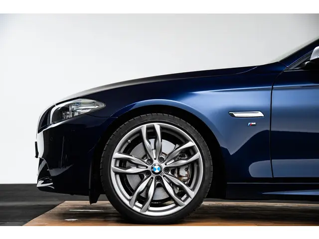 BMW 5 Serie Touring M550xd 2016 Diesel 7