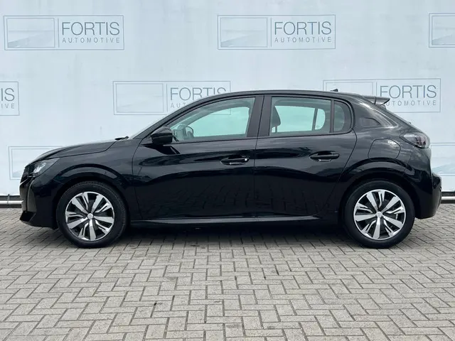 Peugeot 208 1.2 PureTech Blue Lease Active 2020 Benzine 12