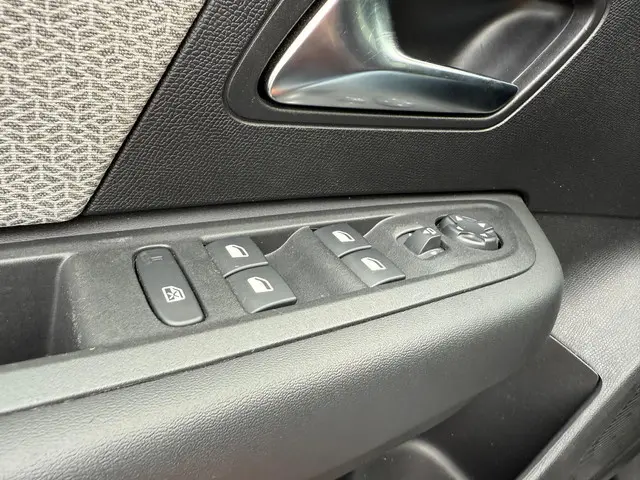 Citroën C4 1.2 Puretech Plus 2024 Benzine 22