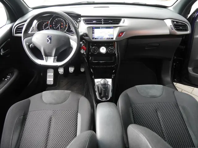 DS DS 3 1.2 PureTech So Chic 2017 Benzine 7