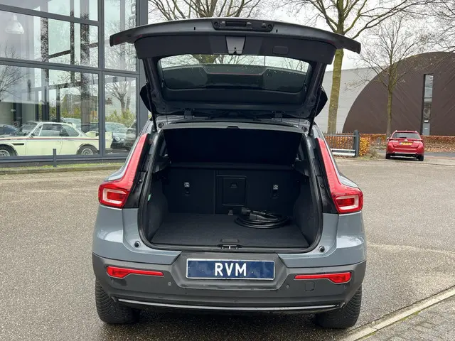 Volvo XC40 Recharge Core 70 kWh 2022 Elektrisch 6