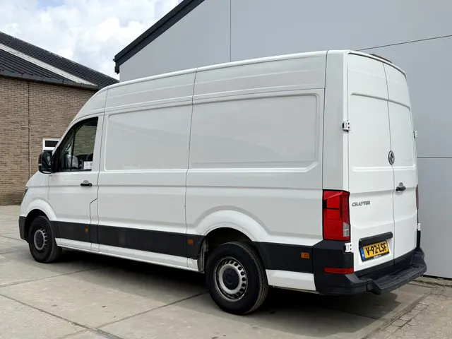 Volkswagen Crafter 2