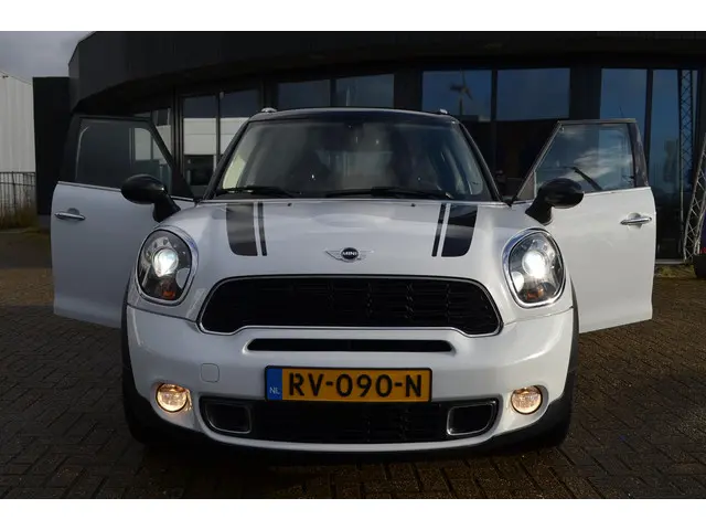 MINI Countryman Cooper S 184pk 2012 Benzine 2