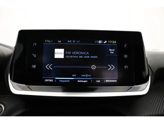 Peugeot e-2008 EV Active Pack 50 kWh 2022 Elektrisch 24