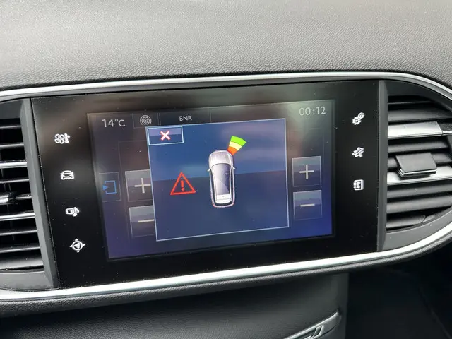 Peugeot 308 SW 1.2 PureTech Allure 2017 Benzine 13