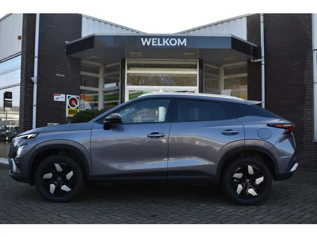 Omoda 5 SHS SHS-H Premium 2026 Hybride Benzine 15